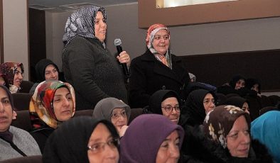 Aile okulu’nda “blinçli aile, bilinçli toplum” vurgusu yapıldı