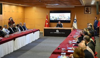 Başkan Böcek 2023’ün son koordinasyon toplantısını gerçekleşirdi