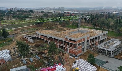 Gebze Engelsiz Yaşam Merkezinde çatı imalatı