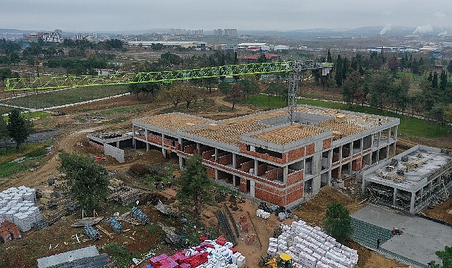 Gebze Engelsiz Yaşam Merkezinde çatı imalatı