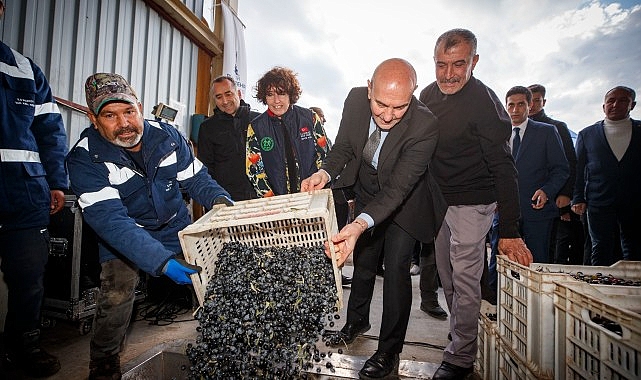 İzmir Büyükşehir Belediyesi küçük üretici için bir fabrika daha kurdu  Soyer: “Sizin için çalışmaya devam edeceğiz”