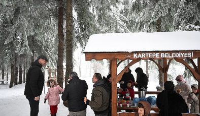 Kartepe mesire alanında kar keyfi