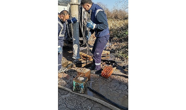 Kartepe’de ana kanal hattını tonozlarla tıkadılar