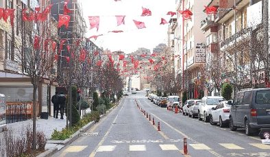 Nevşehir’i bayraklarla donatıyoruz