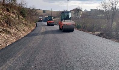 Akçaova Kubuzcu-Ağacıl arasına asfalt