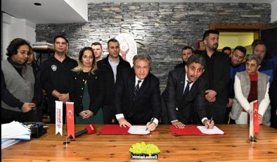 Bornova Belediyesi’nde tüm çalışanları sevindiren mukavele