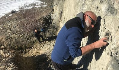 DEÜ. Sarsıntı araştırmalarına sürat verdi araştırmalar karada ve Denizde sürecek