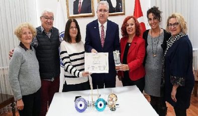 Ege Üniversitesi, sıhhat dünyasının Oscarları olarak bilinen Doktorclub Awards’ta iki ödül birden aldı