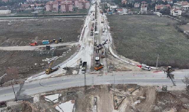 Konya Büyükşehir Necmettin Erbakan Caddesi’nde Ağır Bir Çalışma Sürdürüyor