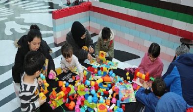 Konyalı Çocuklar Yarıyıl Tatilini LEGO Bilim Haftası Etkinliklerinde Geçiriyor