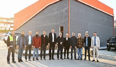 Maşukiye kapalı spor salonu’nda son çalışmalar