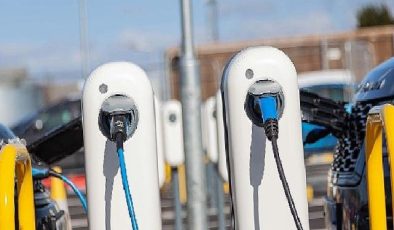 Narlıdere’ye elektrikli araç şarj istasyonları kurulacak