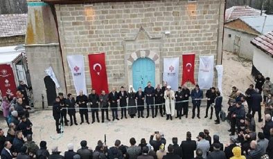 Tarihi Camii Cuma Namazıyla İbadete Açıldı