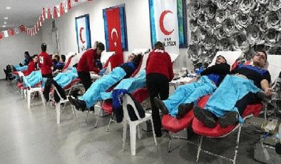 Üsküdar’da 100.yılın birinci kan bağışı