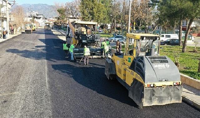 Aydın Büyükşehir Belediyesi Efeler Cumhuriyet Caddesi’ni baştan sona yeniliyor