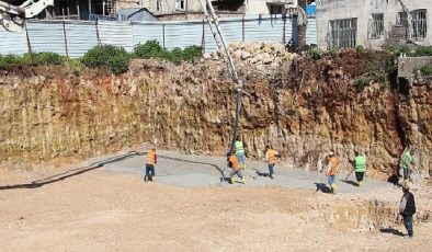 Balbey Kentsel Yenileme Projesi’nde birinci beton döküldü