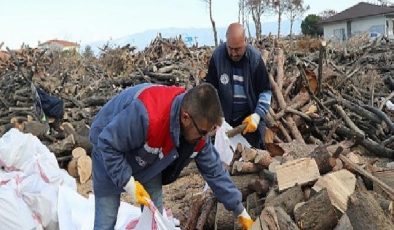 Deveciler “Burhaniye’de Kalpleri Isıtıyoruz”