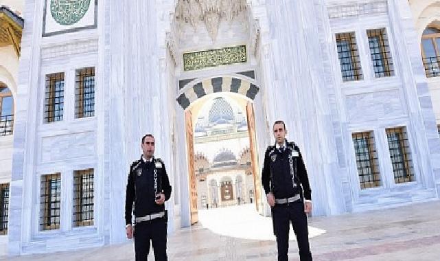 İstanbul Büyükşehir Belediyesi’nin Paklık Hizmeti Verdiği Selatin Cami Sayısı 42’ye Çıktı