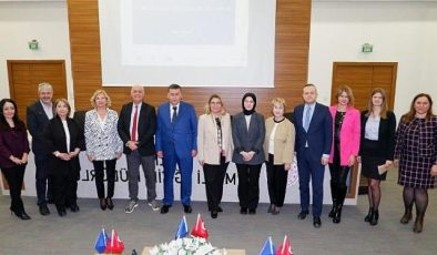 İzmir Vilayet Ulusal Eğitim Müdürlüğünden İklim Değişikliğine Ahenk Projesi