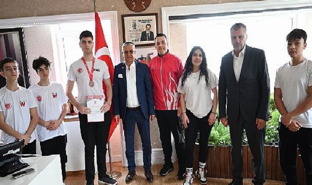 Kemer Belediyesi Kick Boks Kadrosu göz dolduruyor