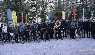 Konya Büyükşehirden “Dünya Kışın Bisikletle İşe Gitme Günü” Aktifliği