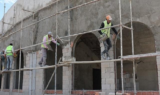 Kumluca’nın yeni simgesi Atatürk Stadyumu süratle yükseliyor