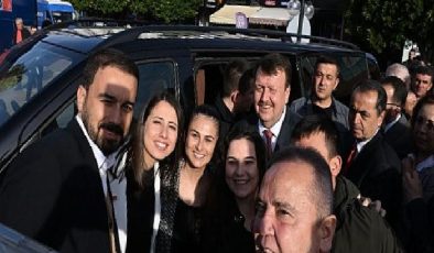 Lider Böcek Gazipaşa Seçim Uyum Merkezi’ni açtı