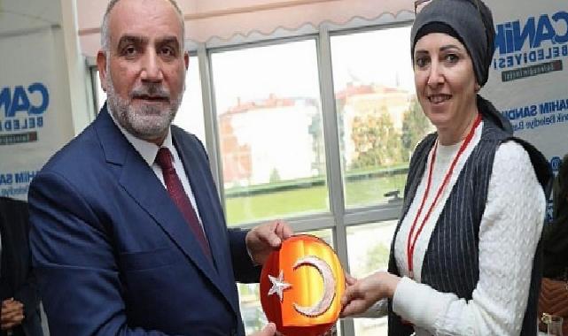 Lider İbrahim Sandıkçı: “5 yılda 3 bin 730 hanım kardeşimize sertifikalı mesleksel eğitim verdik”