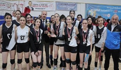 Liseler Ortası 100. Yıl Voleybol Turnuvası Sona Erdi…