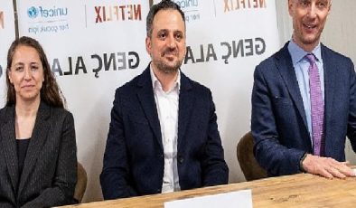 Zelzelenin 1. yılında Gençlik ve Spor Bakanlığı, UNICEF ve Netflix tarafından Genç Alan’a ortak ziyaret