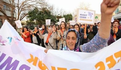 8 Mart’ta Dengin Ceyhan İle Bayan Ezgileri: Güçlü Bayanlar Aydınlık Gelecek