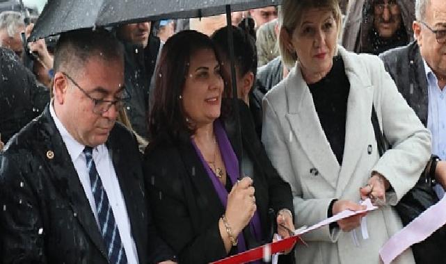 Aydın Büyükşehir Belediye Lideri Hasret Çerçioğlu, Büyükşehir Belediyesi tarafından Aydın’a kazandırılan Evcil Hayvan Bakım ve Rehabilitasyon Merkezi’nin açılışını gerçekleştirdi