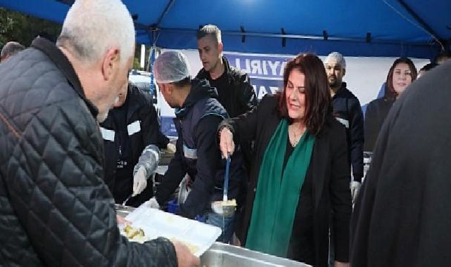 Aydın Büyükşehir Belediyesi, Ramazan ayında kentin birçok noktasında düzenlediği iftar programlarına devam ediyor