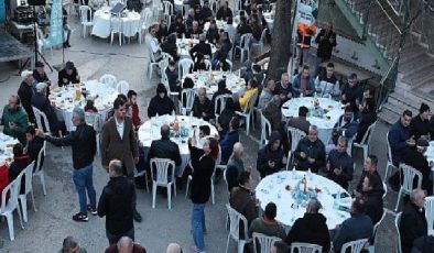 Binlerce Nilüferli iftar sofralarında buluşuyor