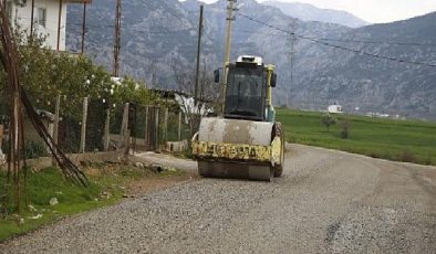 Büyükşehir Belediyesi’nden Karataş Mahallesi’ne asfalt