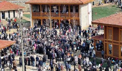 İstanbul’da Çocuklar Hafta Sonu Üsküdar Çocuk Köyü’ne Akın Etti