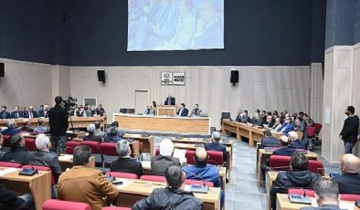 Konya Büyükşehir Meclisi’nde Konuşan Lider Altay: “Altın Bir Periyot Yaşadık”