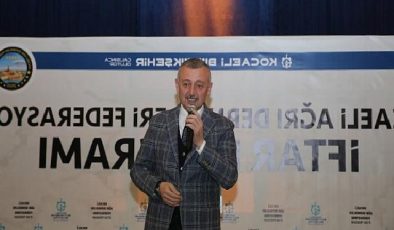 Lider Büyükakın, Ağrı ve Trabzon vilayet derneklerinin iftar programına katıldı