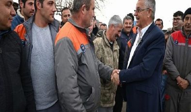 Lider Topaloğlu işçiye seslendi; “Kimsenin adamı olmayın”