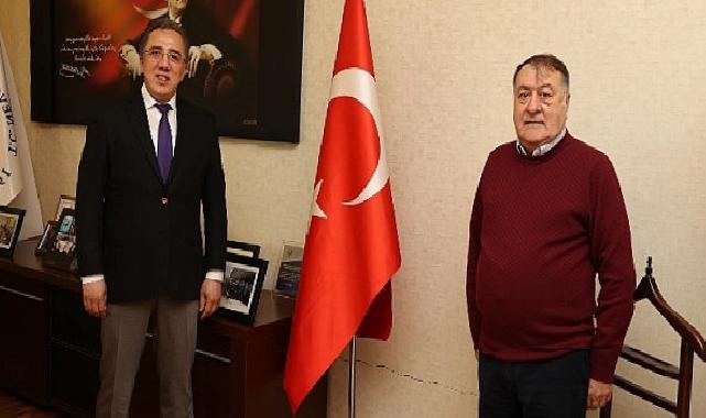 Nevşehir Belediye Lideri Dr. Mehmet Savran, Gümrük ve Turizm İşletmeleri A.Ş. İdare Konseyi Başkanlığı vazifesine yine seçilen M.Arif Parmaksız’ı tebrik etti