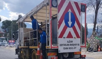 Yatağan Atatürk Caddesi’nde Sıcak Asfalt Çalışmasının Birinci Katı Tamamlandı